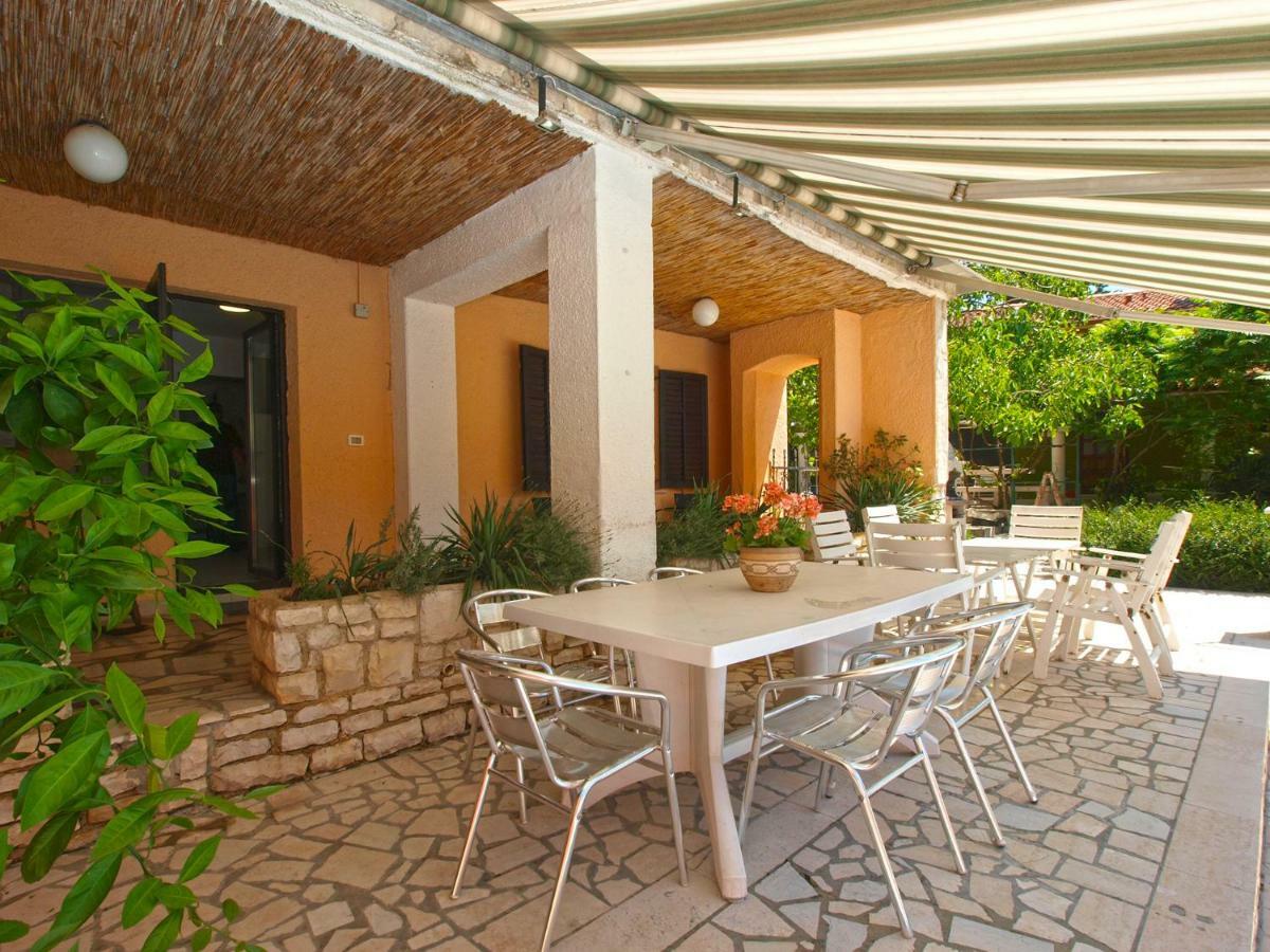Villa House Puntizela 747 Pola Esterno foto